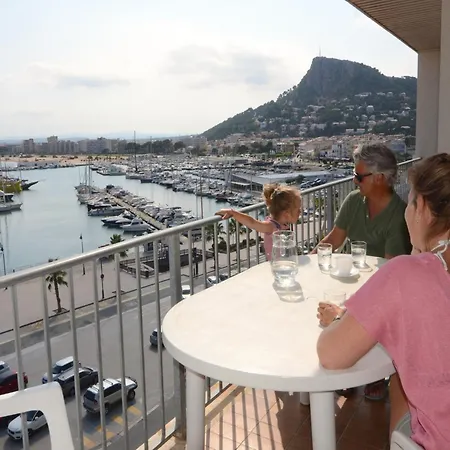 The In Estartit Apartment *