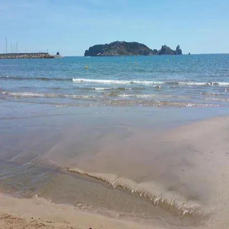 Wake To Waves In A Beachside *