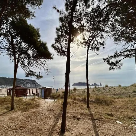 Wake To Waves In A Beachside Apartment L'Estartit